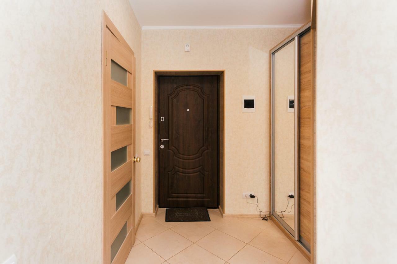 סומי Luxury Apart-Hotel On Kharkovskaya New Building 6 Floor מראה חיצוני תמונה